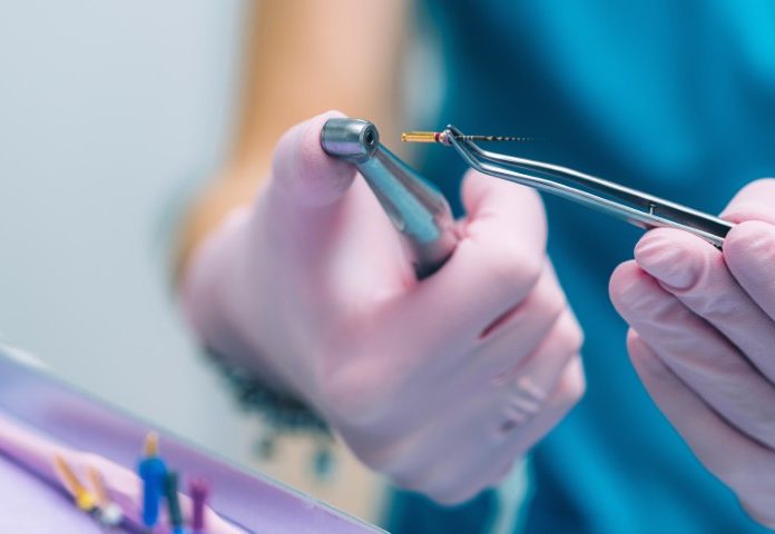 Sameh Aknouk - Root Canal Treatment